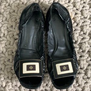 Tory Burch Open Toe Patent Flats - 6.5M